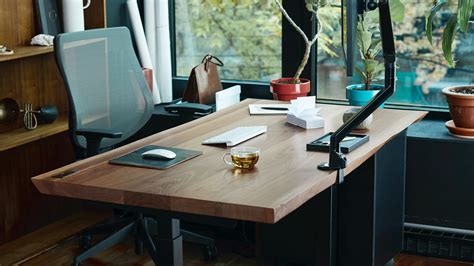 5 Standing Desk Cable Management Tips For WFH Productivity