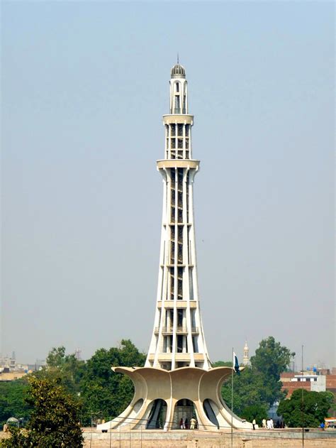 Minar-e-Pakistan Historical Facts and Pictures | The History Hub