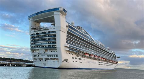 Caribbean Princess Cruise Ship