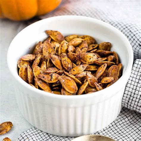 How to Roast Pumpkin Seeds (Step-by-Step) - Jessica Gavin