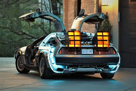 This 1981 DeLorean DMC-12 Is Replica of Time Machine from 'Back to the ...