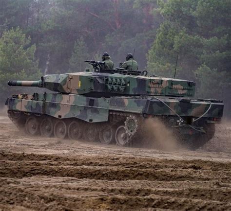 Leopard 2PL - Polish Army MBT | Army tanks, Military vehicles, German tanks