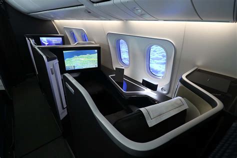 Review: British Airways First Class B787-9 London to Muscat via Abu ...