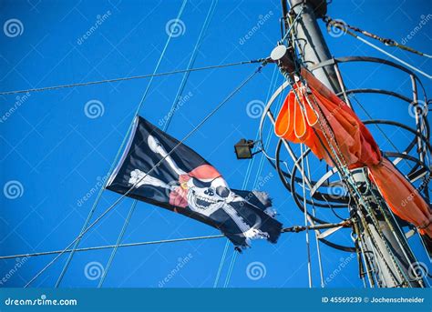 Pirate flag stock image. Image of vinatge, flag, bones - 45569239