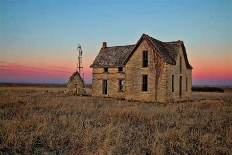 Dr WB Jones house 1878 near Florence, Ks. Photo by Chris Harris ...