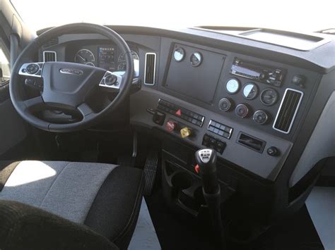 Picture 40 of 2019 Freightliner Cascadia Interior Pictures ...