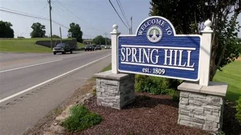 Living in Spring Hill: Guide to Food, Entertainment, & Real Estate