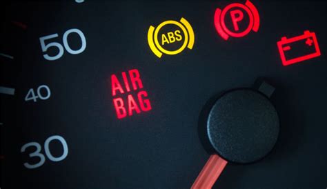 What Causes the Airbag Warning Light to Come On? | Electric Hunter