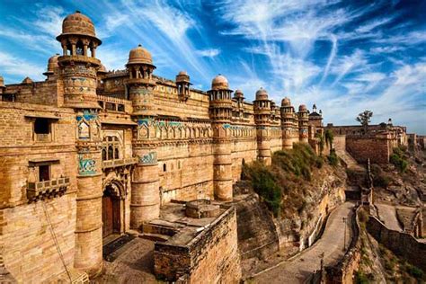 Gwalior Fort, Madhya Pradesh: Timing, History, Entry Fee