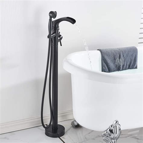 21 Types of Bathtub Faucets (Materials and Handles) With Photos