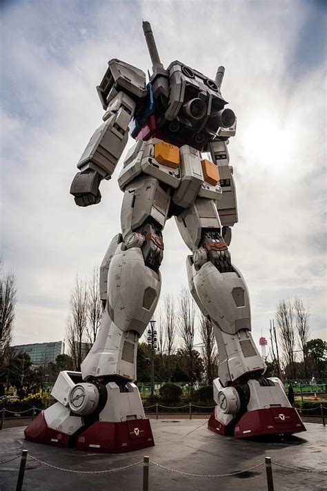 Rx 78 Gundam Statue