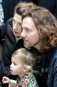 Online News Blog: Eddie Vedder & Jill McCormick Engaged Photos | World ...