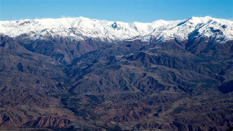 Bike Through Iran's Stunning Alborz Mountains