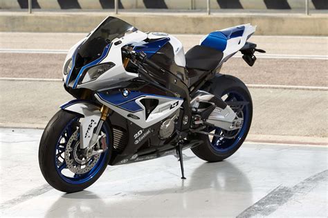 BMW HP4 - Your Track-Tuned BMW S1000RR - Asphalt & Rubber