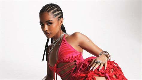 'I like guys that pretend they don't want me' - Singer Tyla - Daily ...