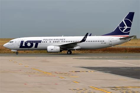 LOT Polish Airlines Fleet Boeing 737-800 Details and Pictures