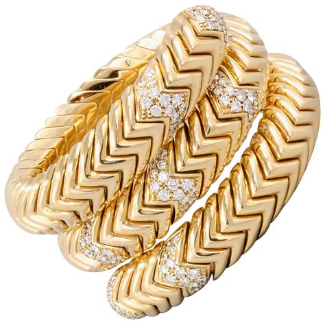 Bulgari Spiga Diamond Gold Snake Bracelet For Sale at 1stDibs