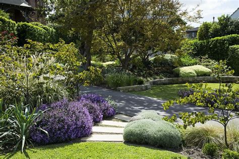 Mixed border.#peterfudge | Sydney gardens, Sloped garden, Garden design