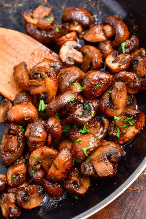 Sautéed Mushrooms - Easy, Rich, and Flavorful Side Dish For Your Steaks