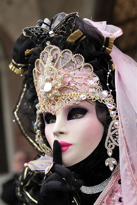 carnevale di venezia 2013 | Venice carnival costumes, Masquerade ...