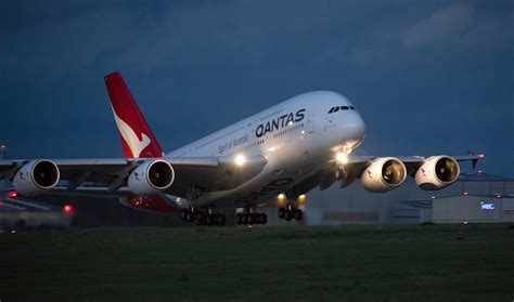 Qantas Airbus A380-842 Foto & Bild | luftfahrt, passagiermaschinen ...