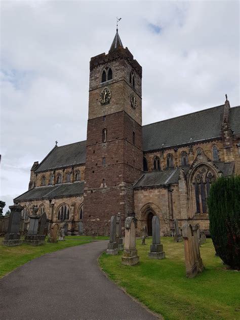 The Churchyard of Dunblane Cathedral – HistorianRuby: An Historian's ...