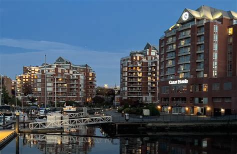 Coast Victoria Hotel & Marina by APA - UPDATED 2023 Prices, Reviews ...