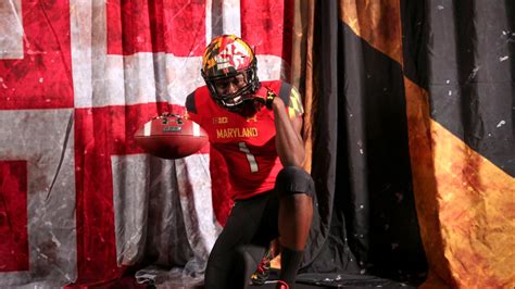 Chigoziem Okonkwo commits to Maryland football: Terps land 3-star TE ...