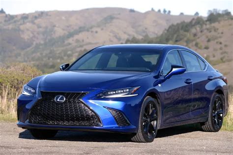 2023 Lexus ES350 F Sport – Review by David Colman