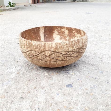 Natural engraved pattern carved coconut shell bowls from Vietnam ...