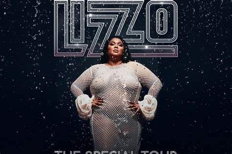 Lizzo live in March 2023 at Paris Accor Arena - Sortiraparis.com