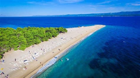 BRAC ISLAND - BEAUTIFUL CROATIA BEACHES WITH SPACE FOR YOUR BEACH TOWEL ...