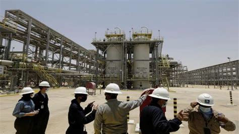 Saudi Arabia to cut oil production by 5,00,000 barrels per day from ...