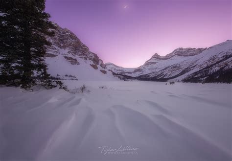 Evening glow at Bow lake during winter [OC](5332x3704) : r/EarthPorn