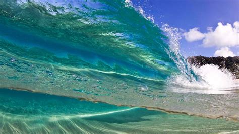 Waves Crashing Desktop Wallpapers & Pictures Desktop Background