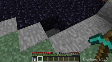 How to make Obsidian in Minecraft