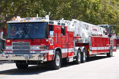 Pierce Quantum Heavy Duty Tiller | Fire trucks, Fire ladder, Fire engine