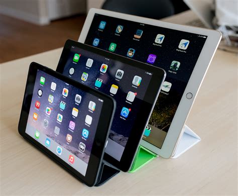 Ipad Pro Size Comparison / The two ipad pros have apple's smart ...