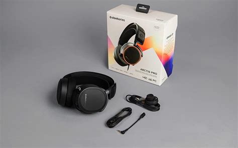 SteelSeries Arctis 7 vs Pro (2021): Is SteelSeries' More Premium ...