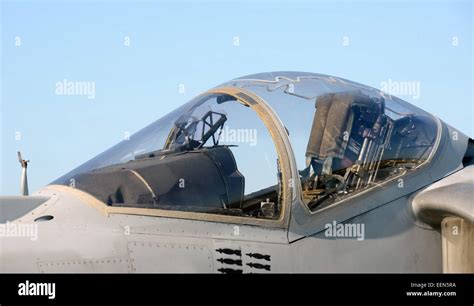 Harrier cockpit hi-res stock photography and images - Alamy