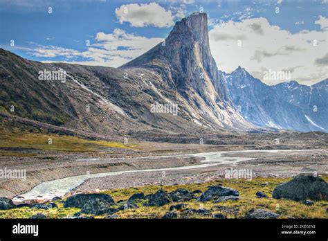 Mount Thor, Akshayuk Pass Traverse, Auyuittuq National Park, Baffin ...