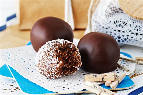 chocolate balls recipe with condensed milk