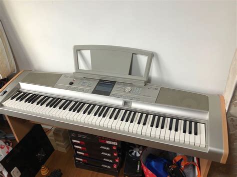 Yamaha Portable Grand Piano DX 505, Hobbies & Toys, Music & Media ...