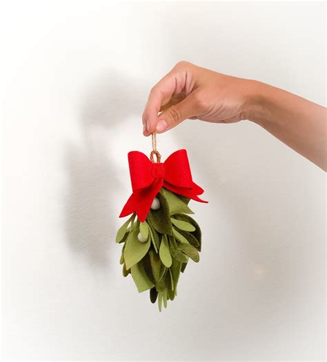 Felt Mistletoe Christmas Mistletoe With Bow Handmade - Etsy Canada