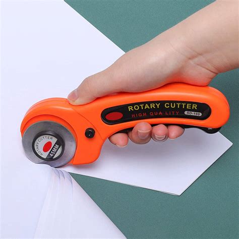 Top 10 Best Rotary Cutters for Fabric in 2023 Reviews | Buyer’s Guide