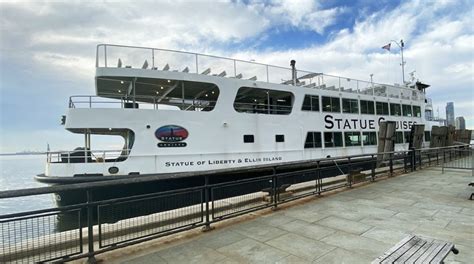 The Statue of Liberty Ferry – Statue of Liberty Tour