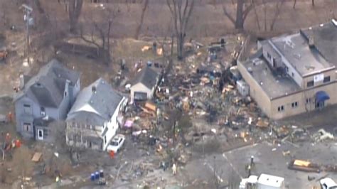 Minnesota house explodes, injuring at least 1 person | Fox News