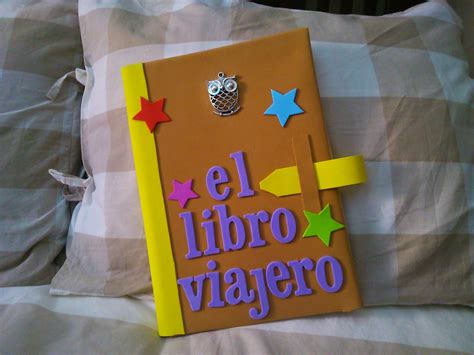 In each of us there is a little of all of us: El gran libro viajero