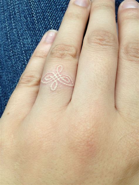 Wedding Band Celtic Knot Tattoo | Wedding band tattoo, Knot tattoo ...