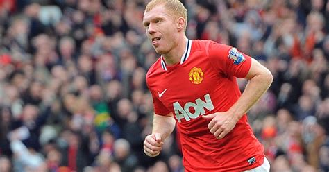 Manchester United's Paul Scholes announces retirement